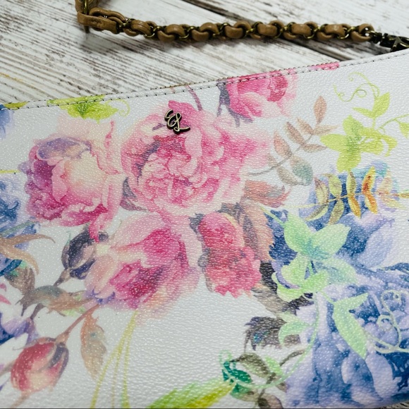 Elliot Luca Floral Crossbody - Picture 2 of 9